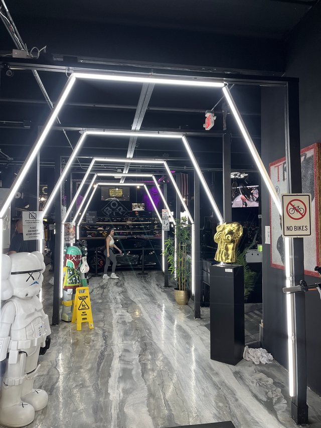 The light tunnel